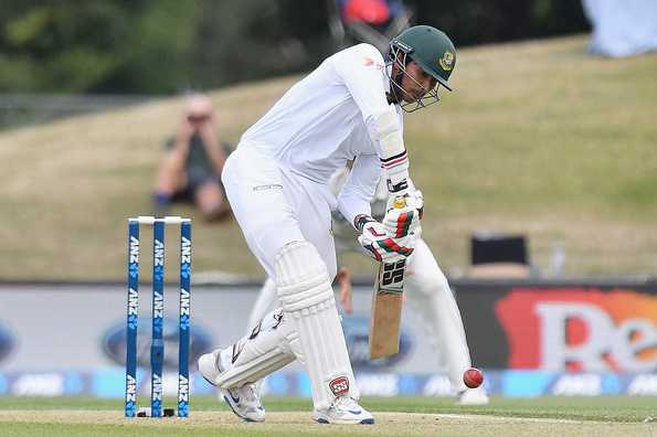 Sarkar stroked an unbeaten half-century to take Bangladesh to 128 for 2.