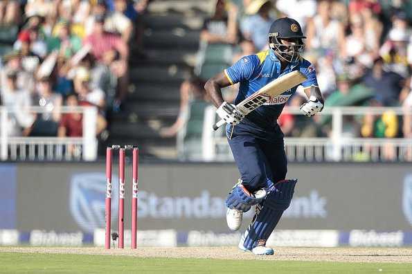 A calm Angelo Mathews helped Sri Lanka over the line