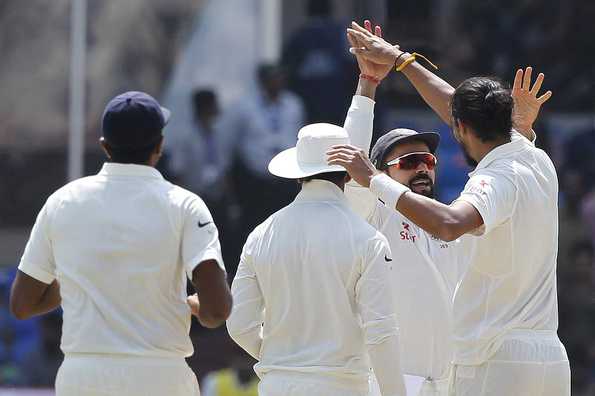 Ishant picked up two key wickets after lunch.