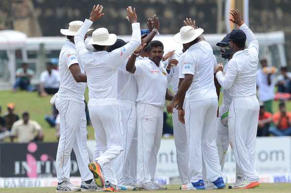 Rangana Herath supassed Daniel Vettori's tally of wickets enrote his 29th Test fifer