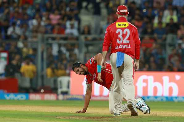 Ishant Sharma turned up with a 'banana heel' for match.