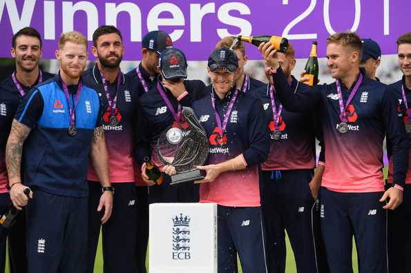 Despite their batting failure in the 3rd ODI, England will enter the Champions Trophy with a lot of confidence