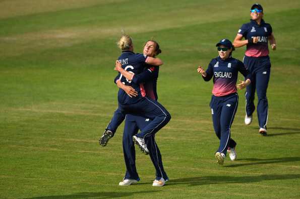 Brunt and Gunn's cameos set Australia a record 260-run target before they picked up two wickets apiece in England's three-run win.