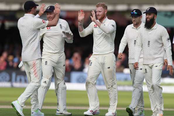 Ben Stokes returned figures of 6 for 22 in a marathon spell through 2nd and 3rd sessions.