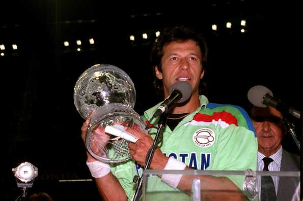  Imran Khan played a massive role in the 1992 World Cup. The message from him was very clear and it was simple. 'Don't give up'.