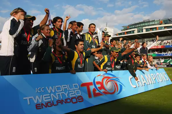 "We picked up slowly in the 2009 World T20. Younis Khan's motto in that competition too was to fight till the last." 