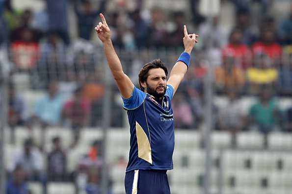 Shahid Afridi's all-round show powered Dynamites into the final