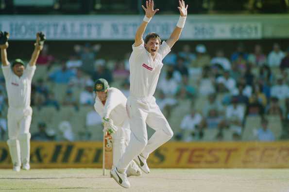 Fanie de Villiers lost much of his cricket due to the apartheid movement and made his international debut only at 29.