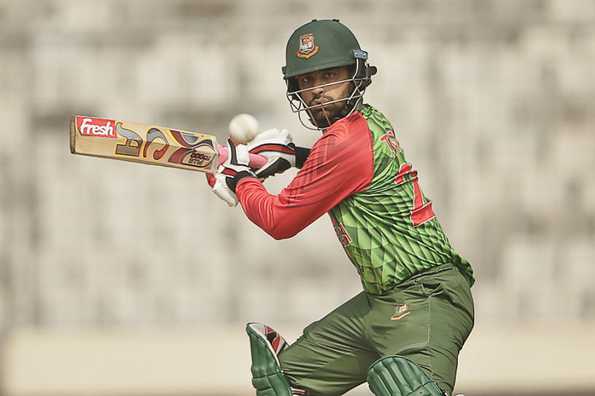 Tamim Iqbal scored a solid 76 before the tail helped Bangladesh recover from a middle-order collapse.