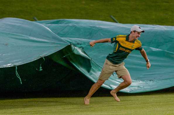 Not a single ball was bowled on the reserve day of the Momentum One-Day Cup final