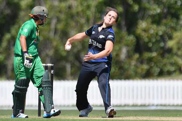 Amelia Kerr picked up a three-wicket haul on debut