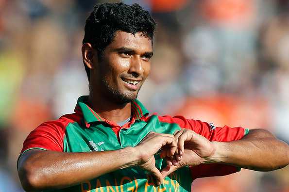 Mahmudullah defended six off the final over to give Khulna Titans a tight win