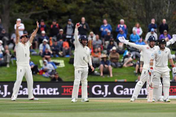 England's pacers bowled with discipline but couldn't make the initial incision