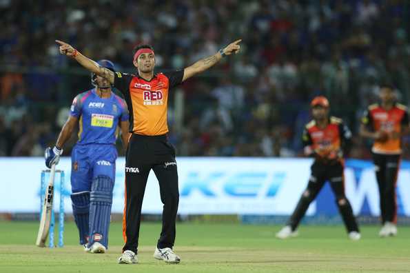 SRH have defended three low scores on the trot to climb to the top of the points table.