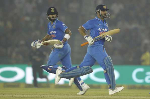 Kohli and Dhoni added 151 runs for the third wicket to put India on top.