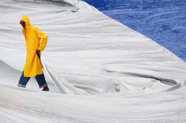 Continuous rains allowed only 7.5 overs to be played before the match was called off