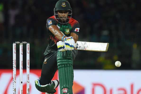 Sabbir Rahman scored a quickfire 44 as Sylhet Sixers racked up 195.