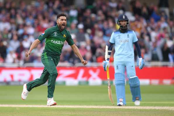 Amir ecstatic after taking a key wicket