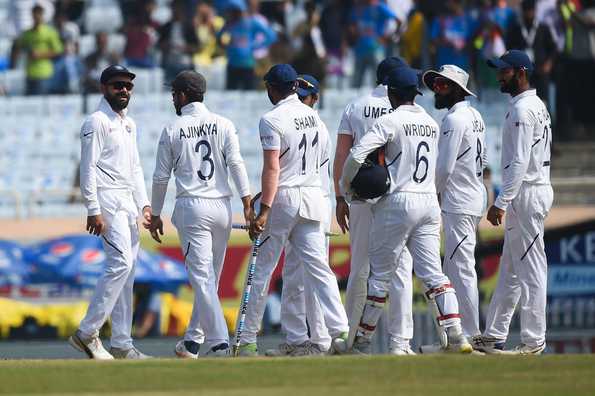 South Africa folded for 133 in the second innings to lose by an innings and 202 runs.