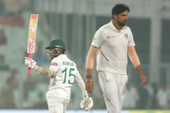 Mushfiqur and Ishant led the way for their teams