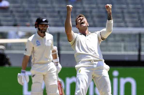 James Pattinson picked up the wickets of Tom Latham, Kane Williamson and Ross Taylor before Lunch