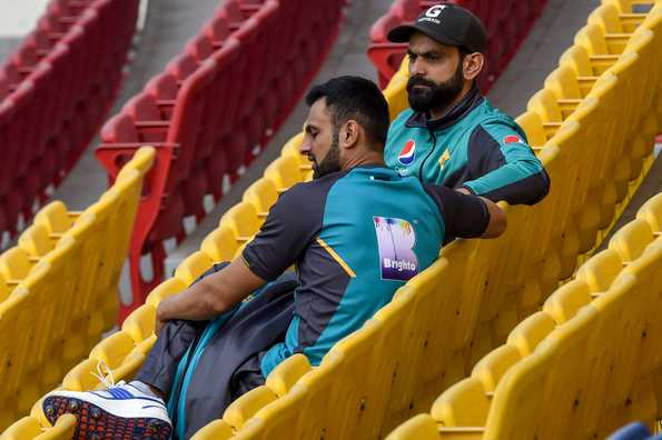 Pakistan have recalled veterans in a bid to retain the No. 1 ranking in T20Is