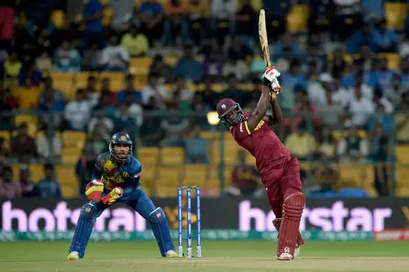 Andre Fletcher smashed an unbeaten 64-ball 84