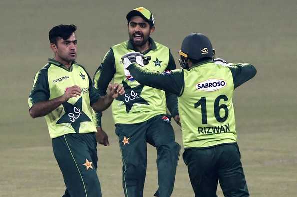 Pakistan chased 165 with 1.4 overs to spare