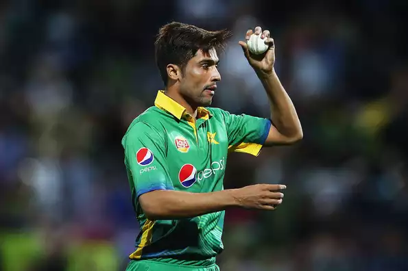 Mohammad Amir picked up the first hat-trick of PSL