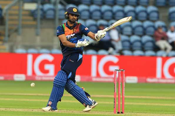 Dasun Shanaka fought hard for his fifty.