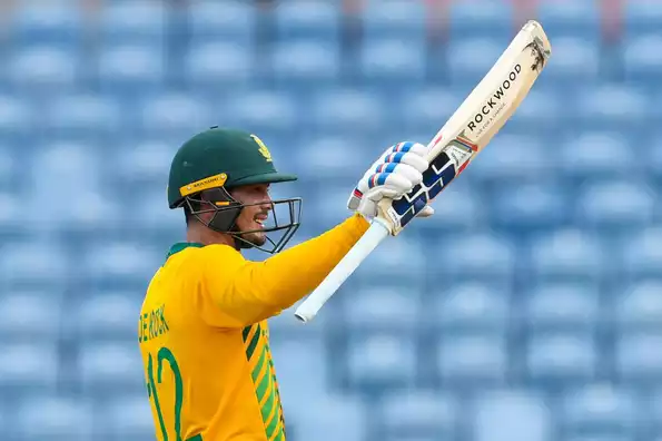 De Kock scored his third successive fifty of the series 