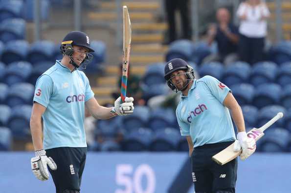 Malan and Crawley made unbeaten 120 in England's nine-wicket win.