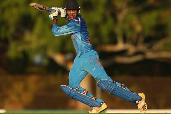 Axar Patel's fine all-round efforts helped Gujarat seal a semi-final berth