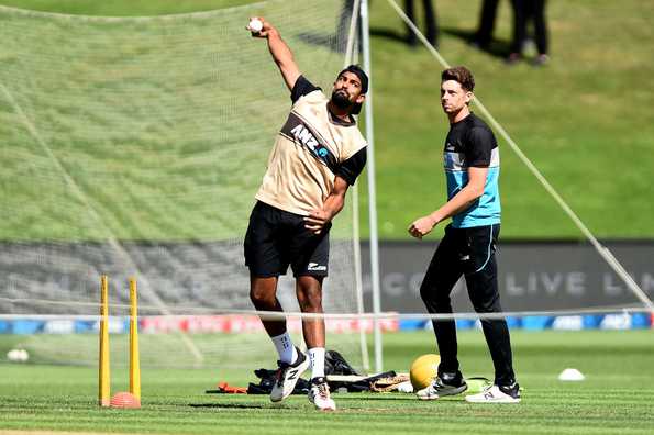 Can Ish Sodhi and Mitchell Santner trump against left handers?