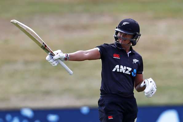 Bates reached her century off 107 balls.