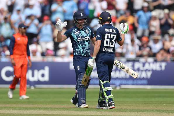 Livingstone added unbeaten 66 off 22, after Buttler's 47-ball ton.