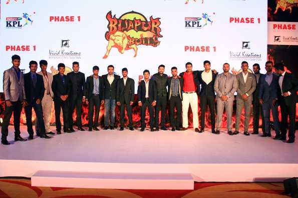 The Bijapur Bulls team.