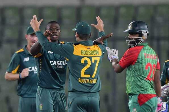 The incident occurred during the second innings of the 2nd ODI in Dhaka on Sunday.