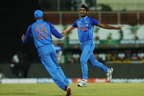 Arshdeep Singh and Deepak Chahar rattled South Africa