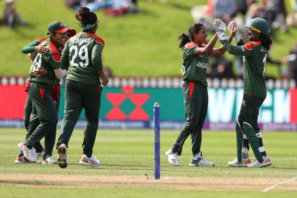 Hashan Tillakaratne, the Bangladesh women's team head coach, has urged for patience