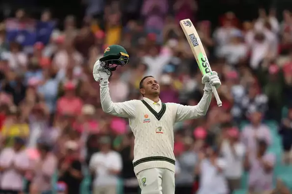 Usman Khawaja scored his 13th Test century, and third successive ton at the SCG