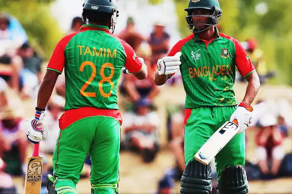 Tamim Iqbal and Mahmudullah provided Bangladesh with a much-needed partnership at the top