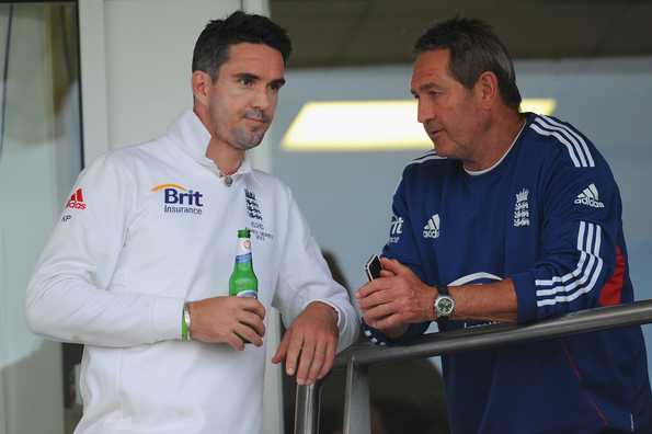 Kevin Pietersen's views in his controversial autobiography has not impressed Graham Gooch.