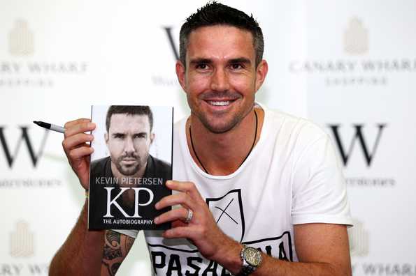 Kevin Pietersen poses with his new book