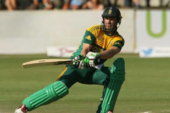 AB de Villiers stayed till the end as South Africa won by 7 wickets.