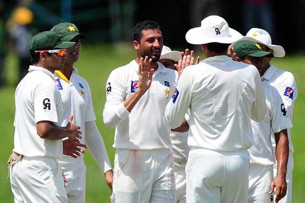 Junaid Khan picked up his 5th five-wicket haul.