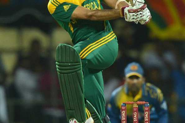 Hashim Amla stood firm for South Africa but there was a steady fall of wickets at the other end.