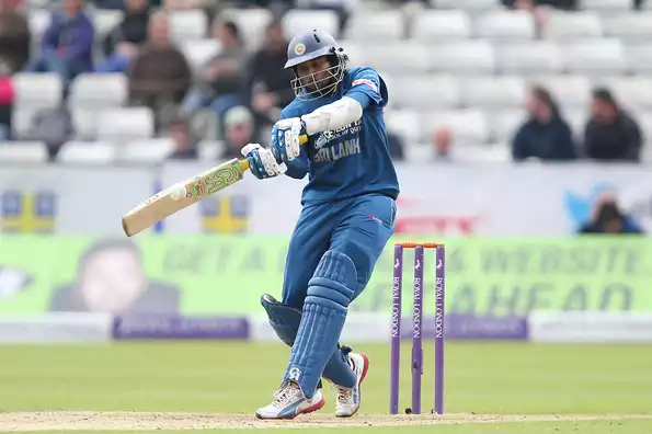 Tillakaratne Dilshan plays a pull shot.