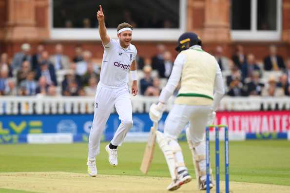 Broad set the tone after England opted to bowl