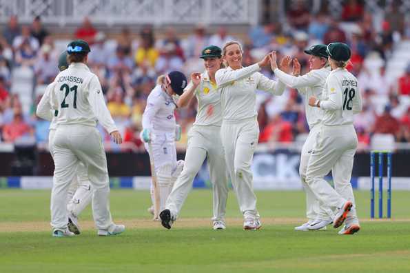 Ash Gardner bagged three wickets on Day 4